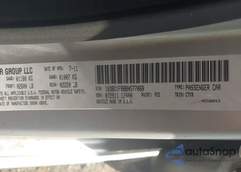 2011 Dodge Avenger Mainstreet z USA, uszkodzony, nr VIN 1B3BD1FB8BN577068